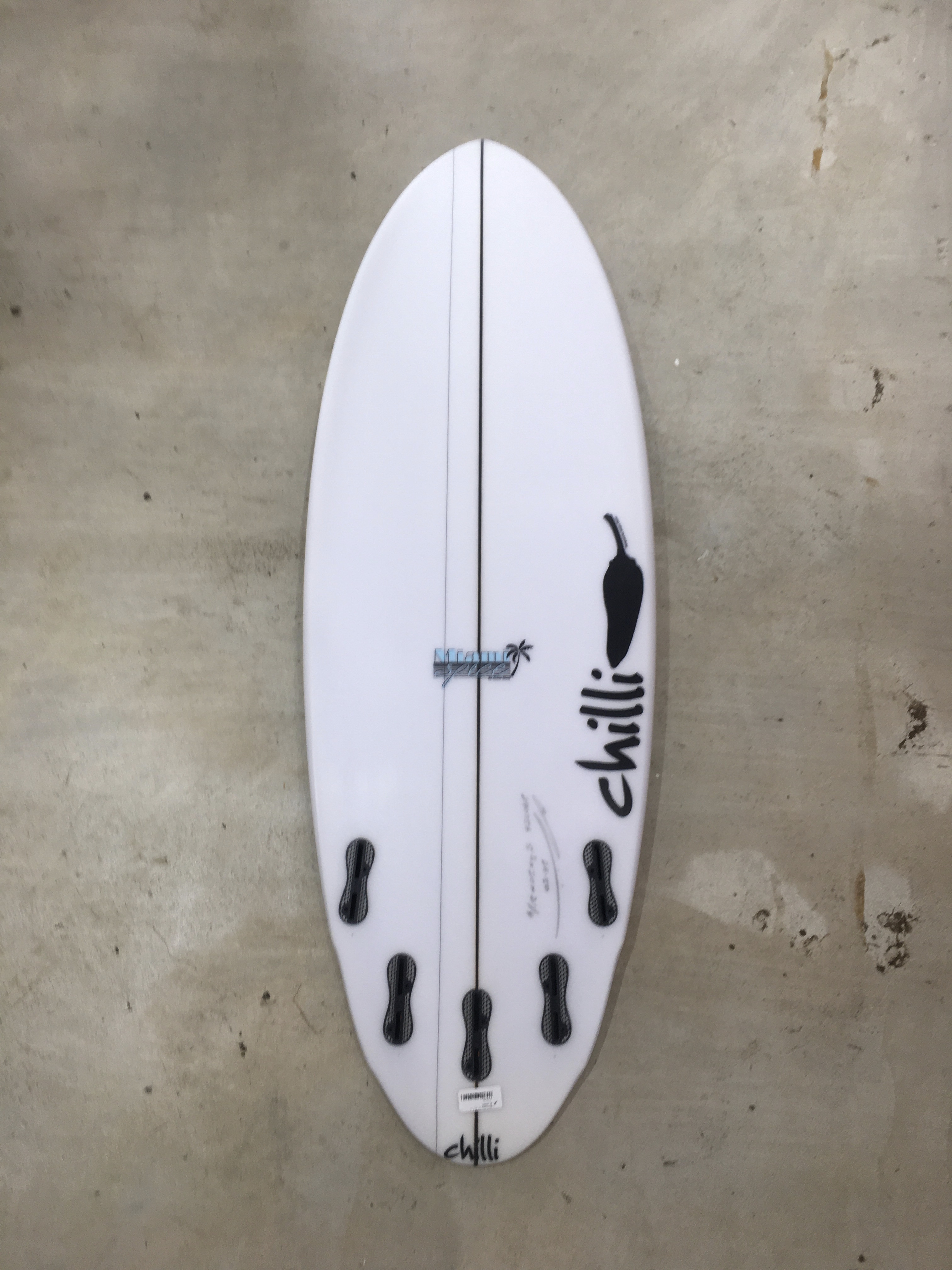 チリ マイアミ スパイス 5,4 x 20 1/4 x 2 5/16 27,8 Buy the Chilli Miami Spice 5ft 10in Surfboard Online Now