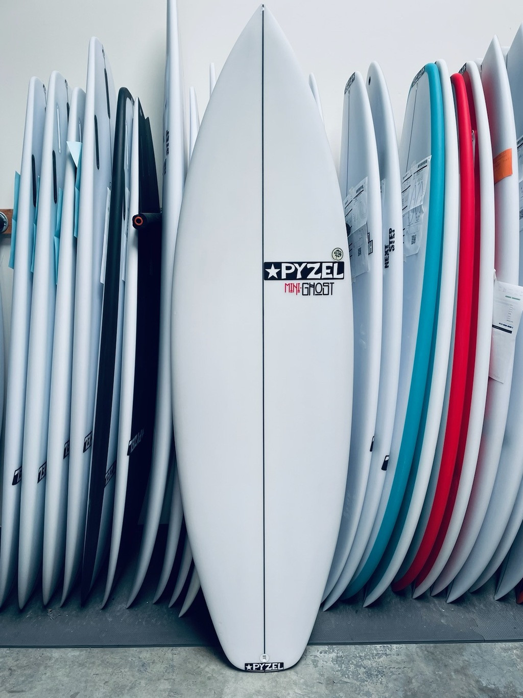 Pyzel Surfboards - Mini Ghost-Squash