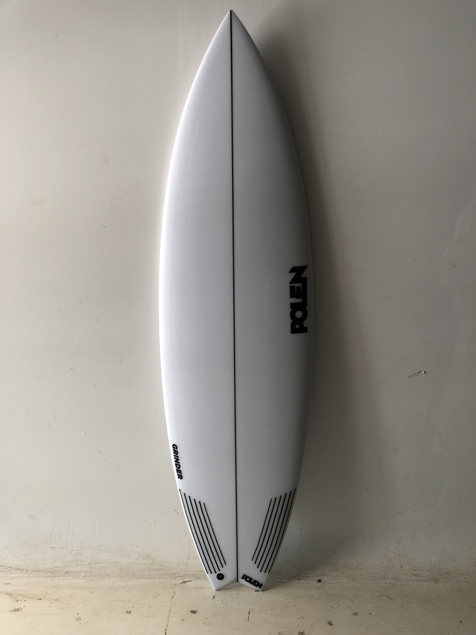 GRINDER Polen Surfboards
